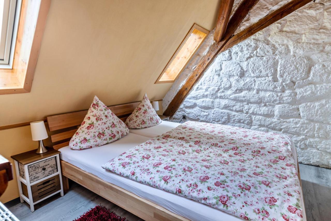 La Rose Apartment Tengen Екстериор снимка